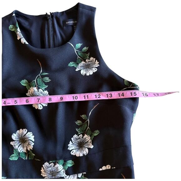 Banana Republic Floral Fit & Flare Sleeveless Ruffle Hem Dress 00 Petite - Picture 6 of 9